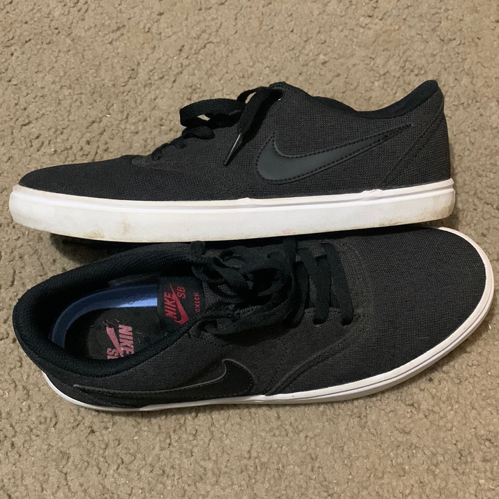 Nike shoes